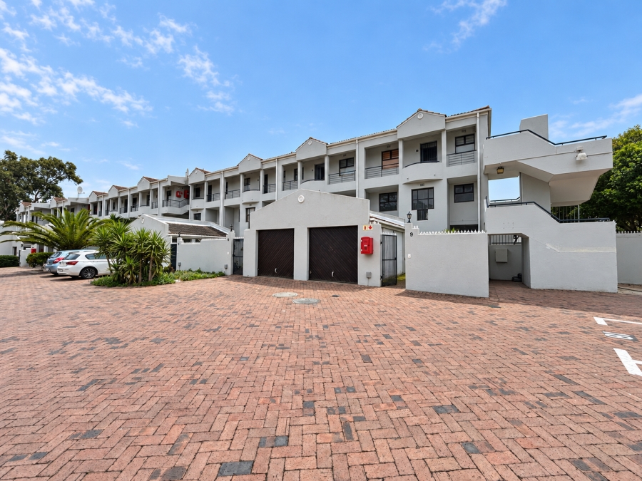 3 Bedroom Property for Sale in Edgemead Western Cape